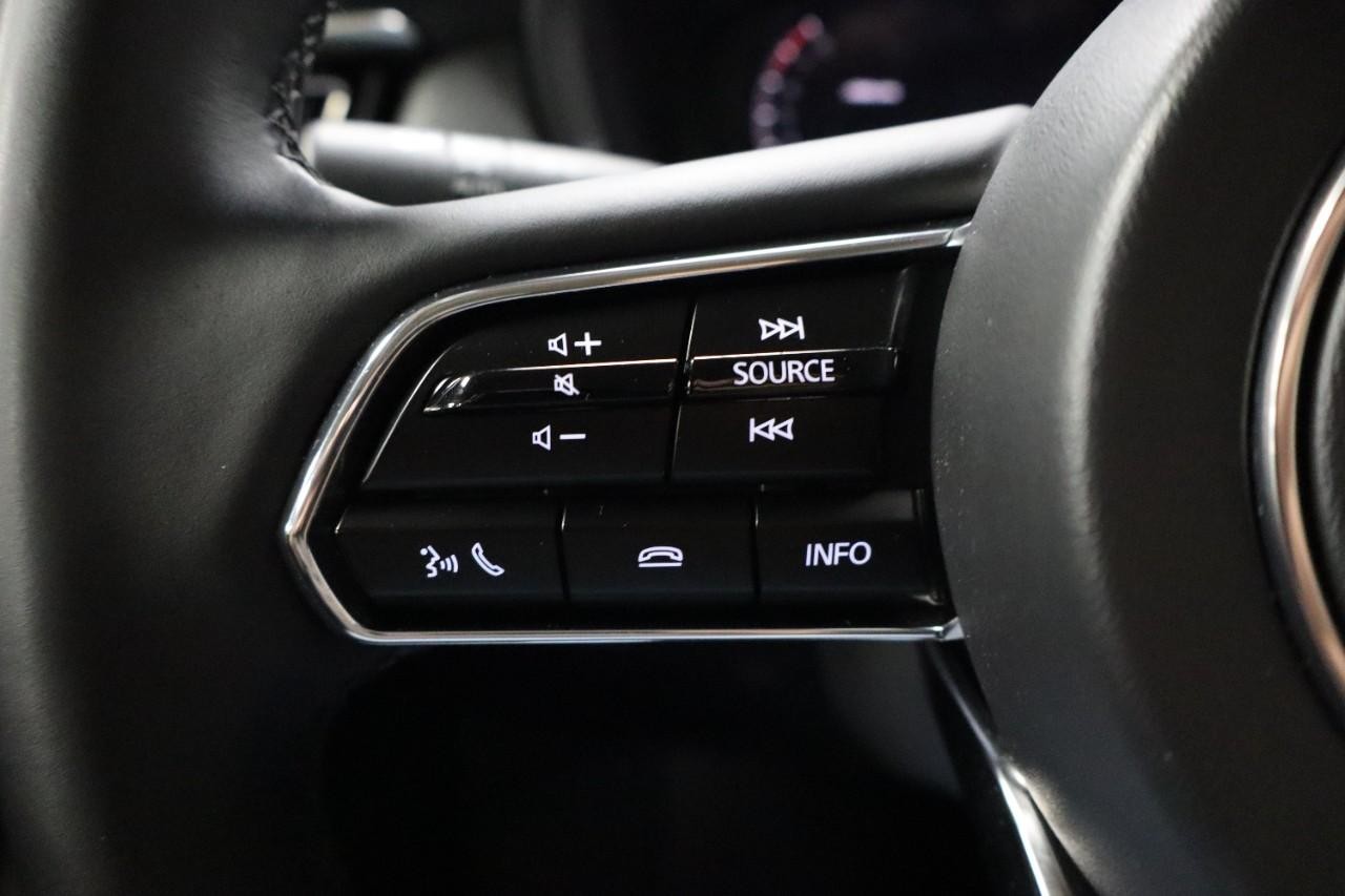Mazda CX-90 Vehicle Full-screen Gallery Image 13