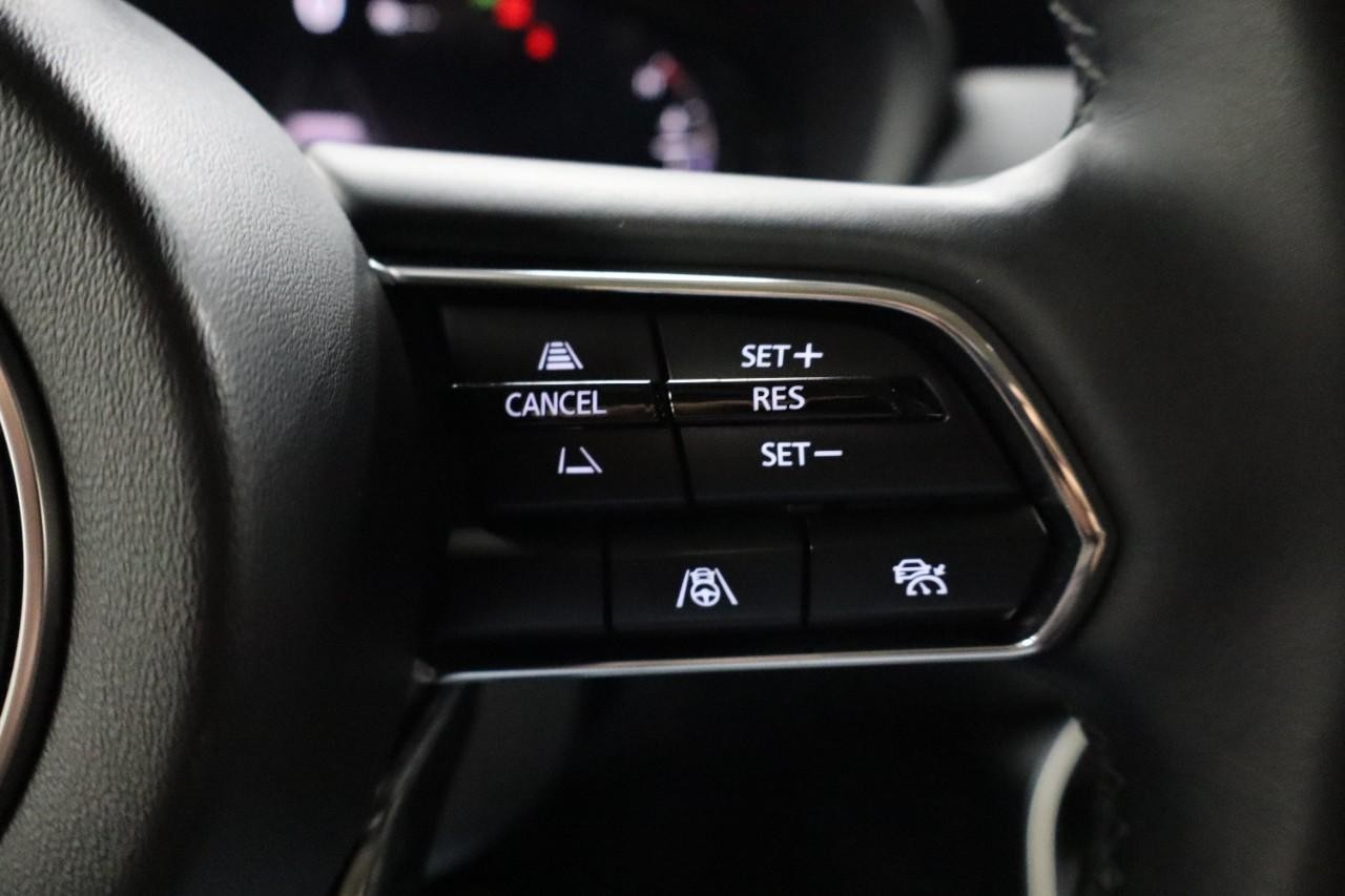Mazda CX-90 Vehicle Full-screen Gallery Image 14