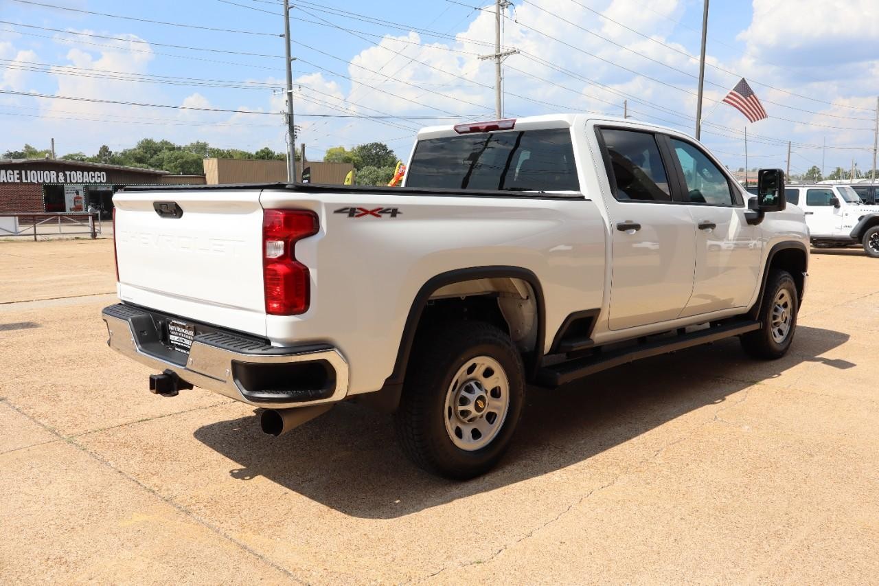 Chevrolet Silverado 3500HD Vehicle Full-screen Gallery Image 05