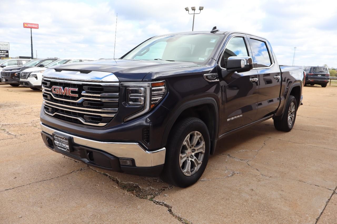 GMC Sierra 1500 Vehicle Full-screen Gallery Image 4