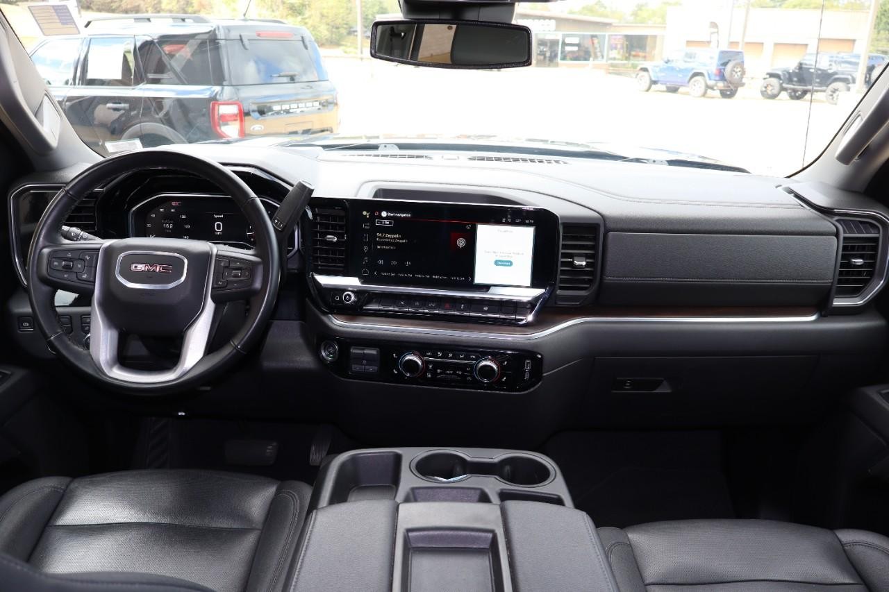 GMC Sierra 1500 Vehicle Full-screen Gallery Image 15