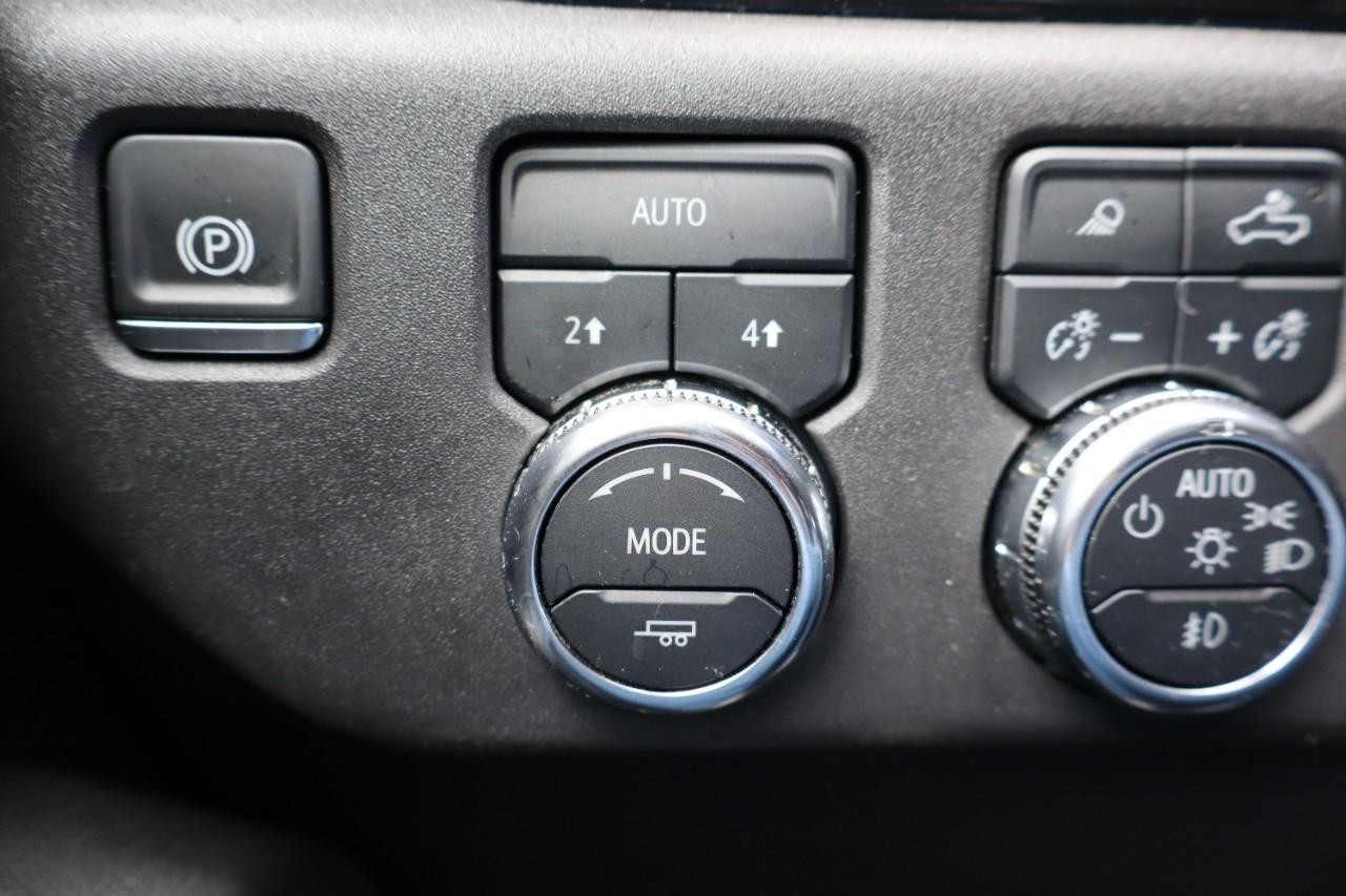 GMC Sierra 1500 Vehicle Full-screen Gallery Image 19
