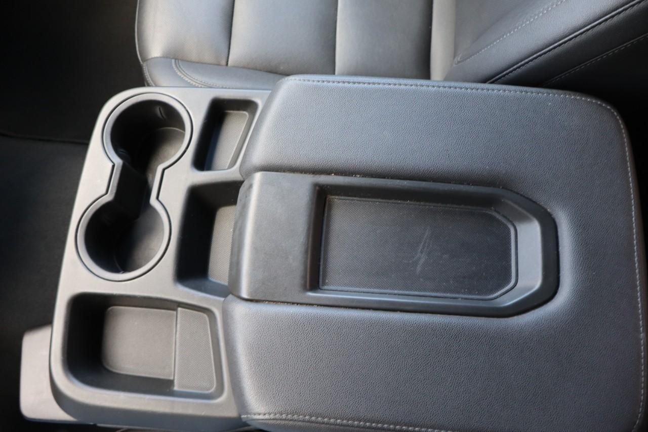 GMC Sierra 1500 Vehicle Full-screen Gallery Image 26