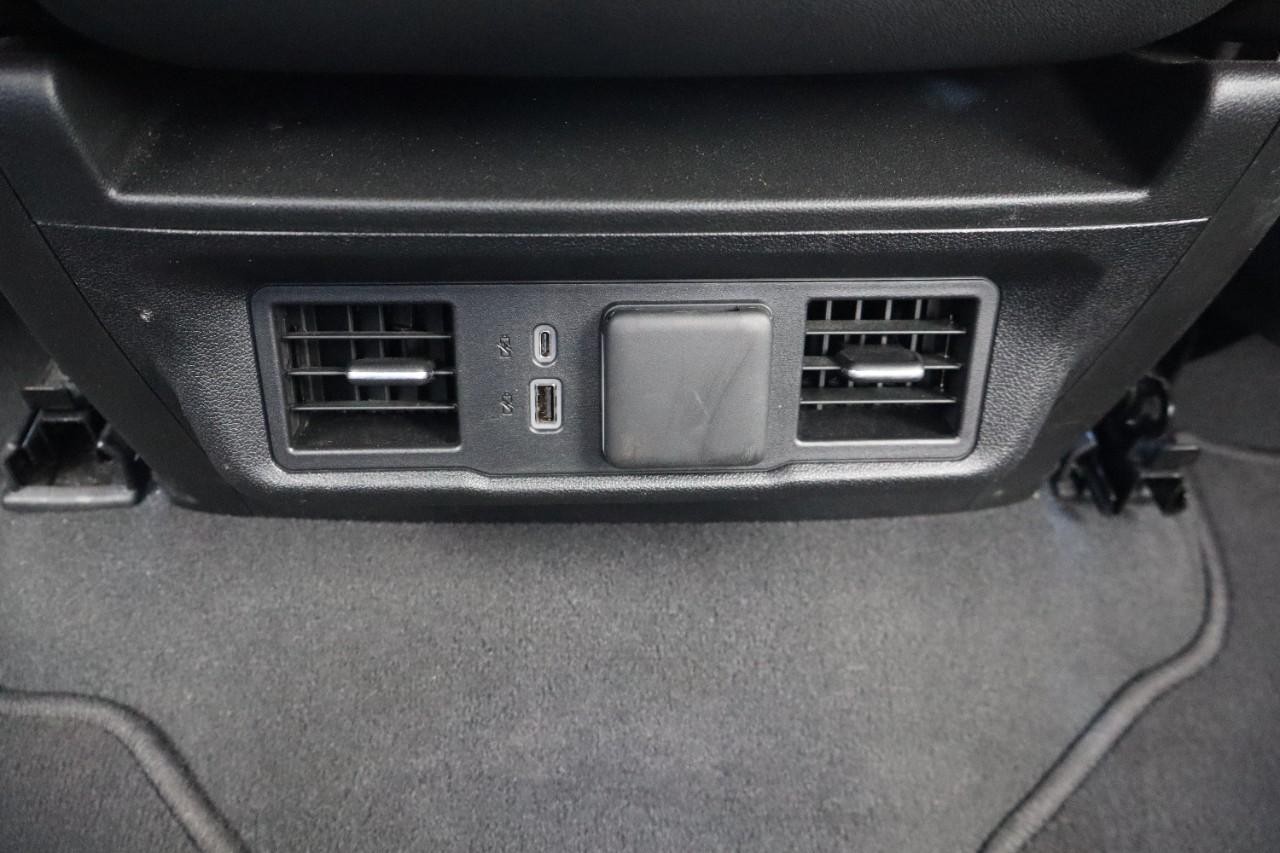 GMC Sierra 1500 Vehicle Full-screen Gallery Image 31