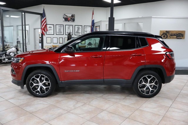 Jeep Compass Vehicle Full-screen Gallery Image 2