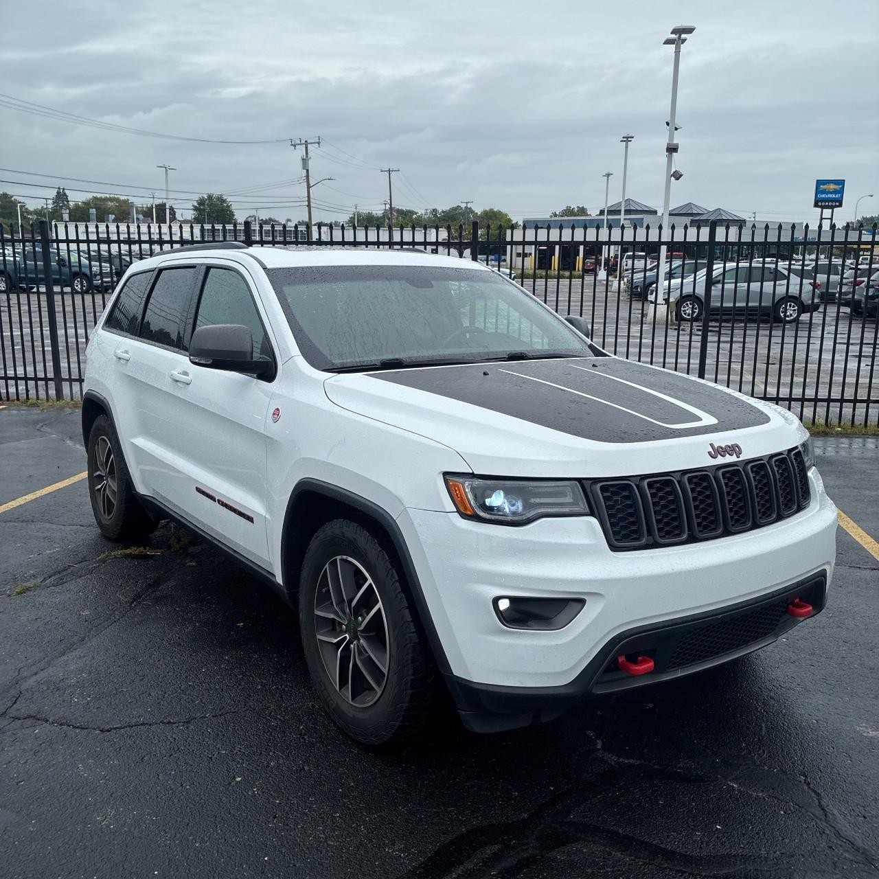 Jeep Grand Cherokee Vehicle Full-screen Gallery Image 5