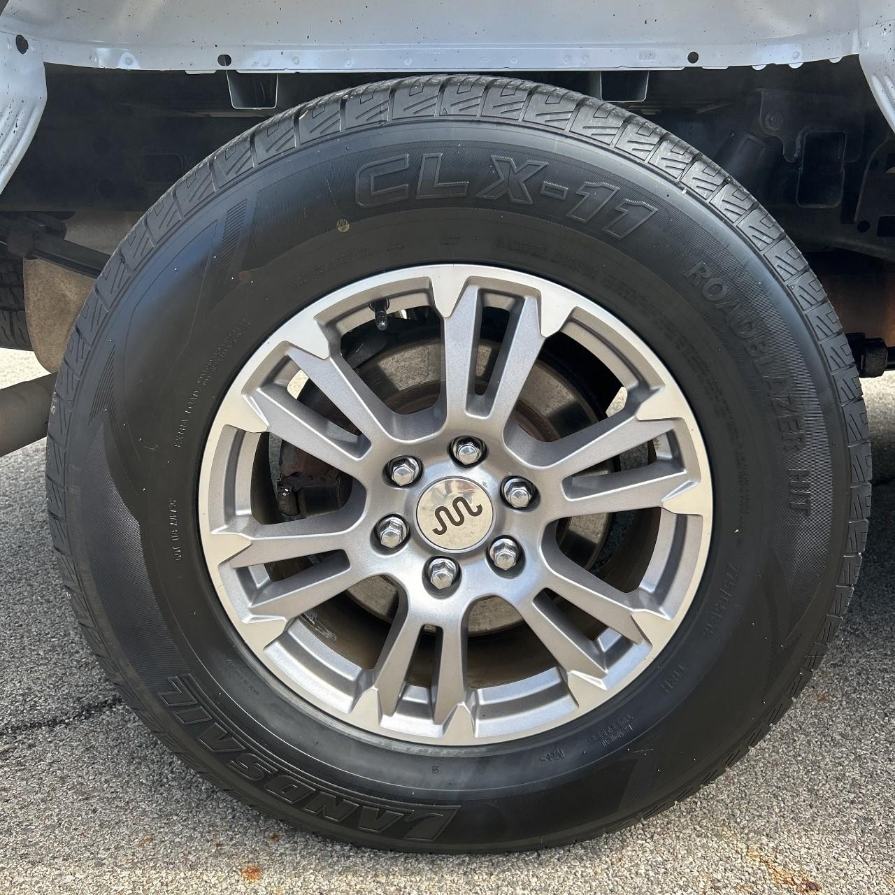 Ford F-150 Vehicle Full-screen Gallery Image 8