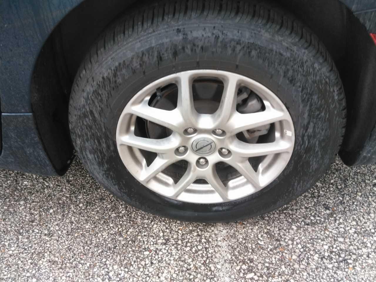 Chrysler Pacifica Vehicle Full-screen Gallery Image 8