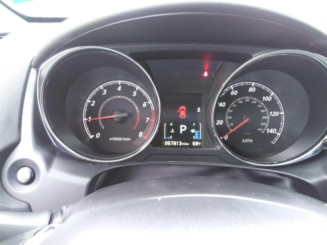 Mitsubishi Outlander Sport Vehicle Full-screen Gallery Image 6
