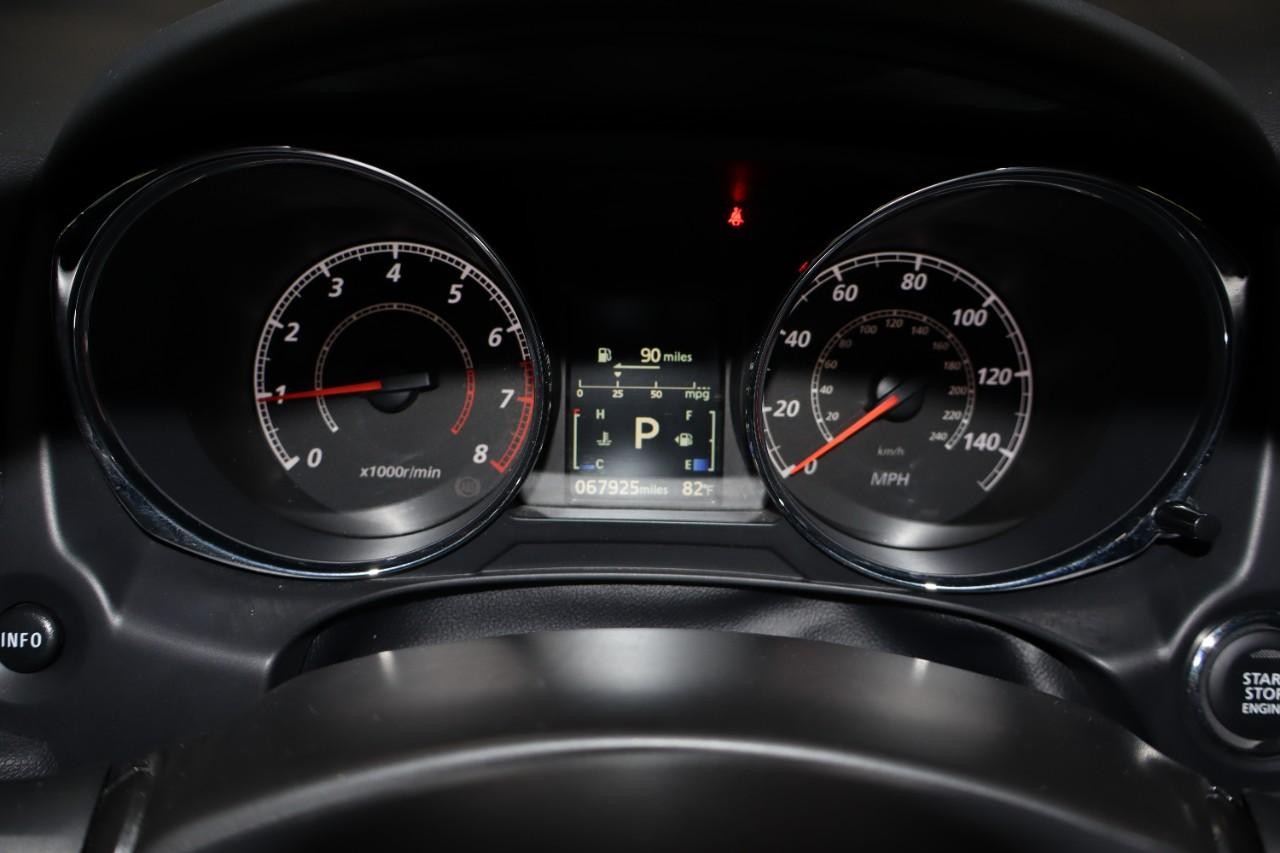 Mitsubishi Outlander Sport Vehicle Full-screen Gallery Image 17