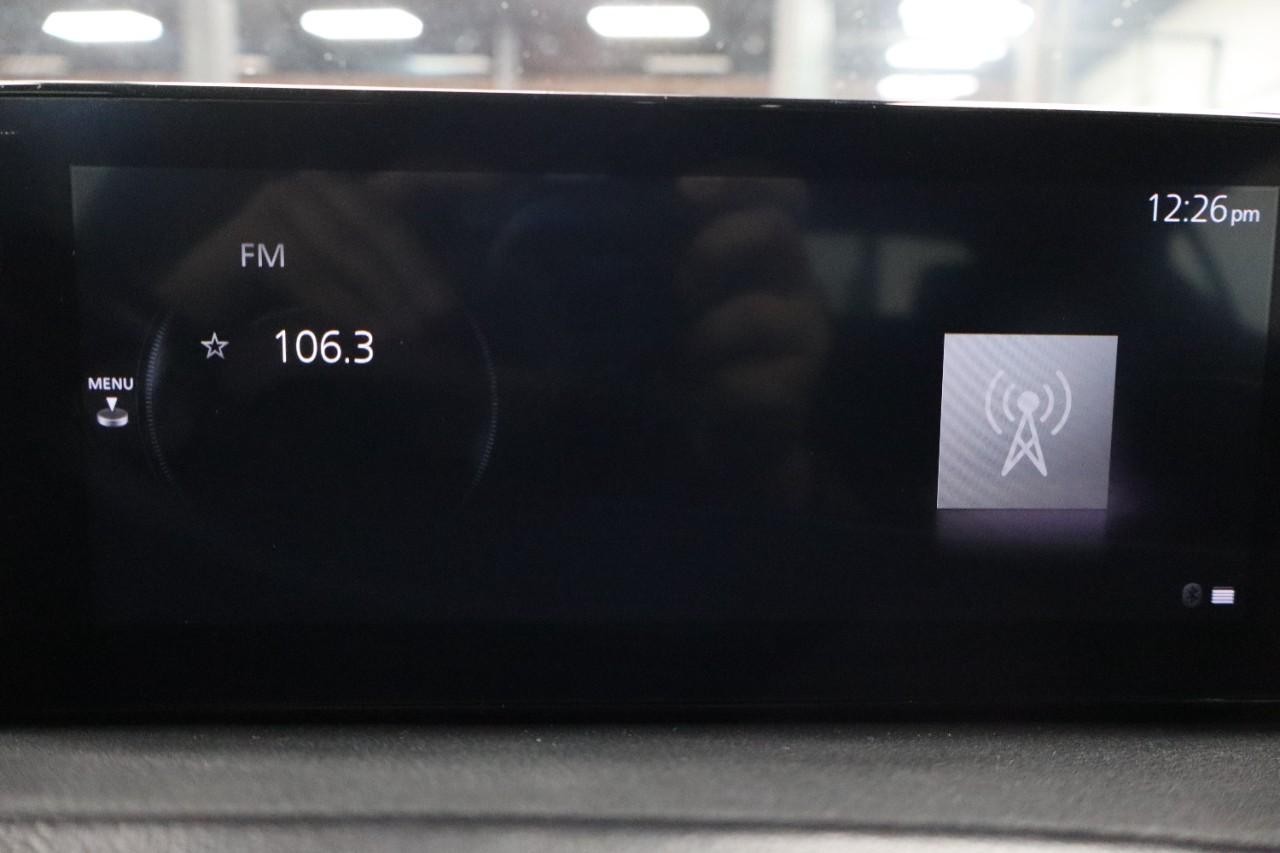 Mazda Mazda3 Hatchback Vehicle Full-screen Gallery Image 18