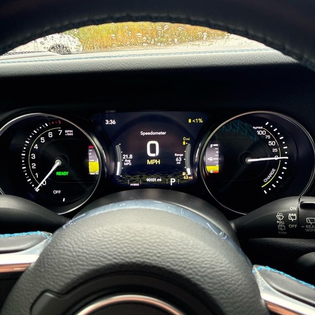 Jeep Wrangler 4xe Vehicle Full-screen Gallery Image 16