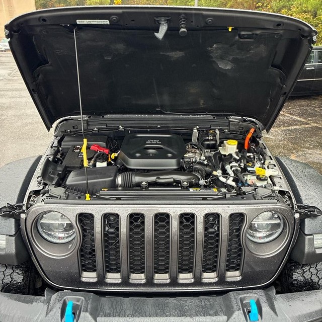 Jeep Wrangler 4xe Vehicle Full-screen Gallery Image 18