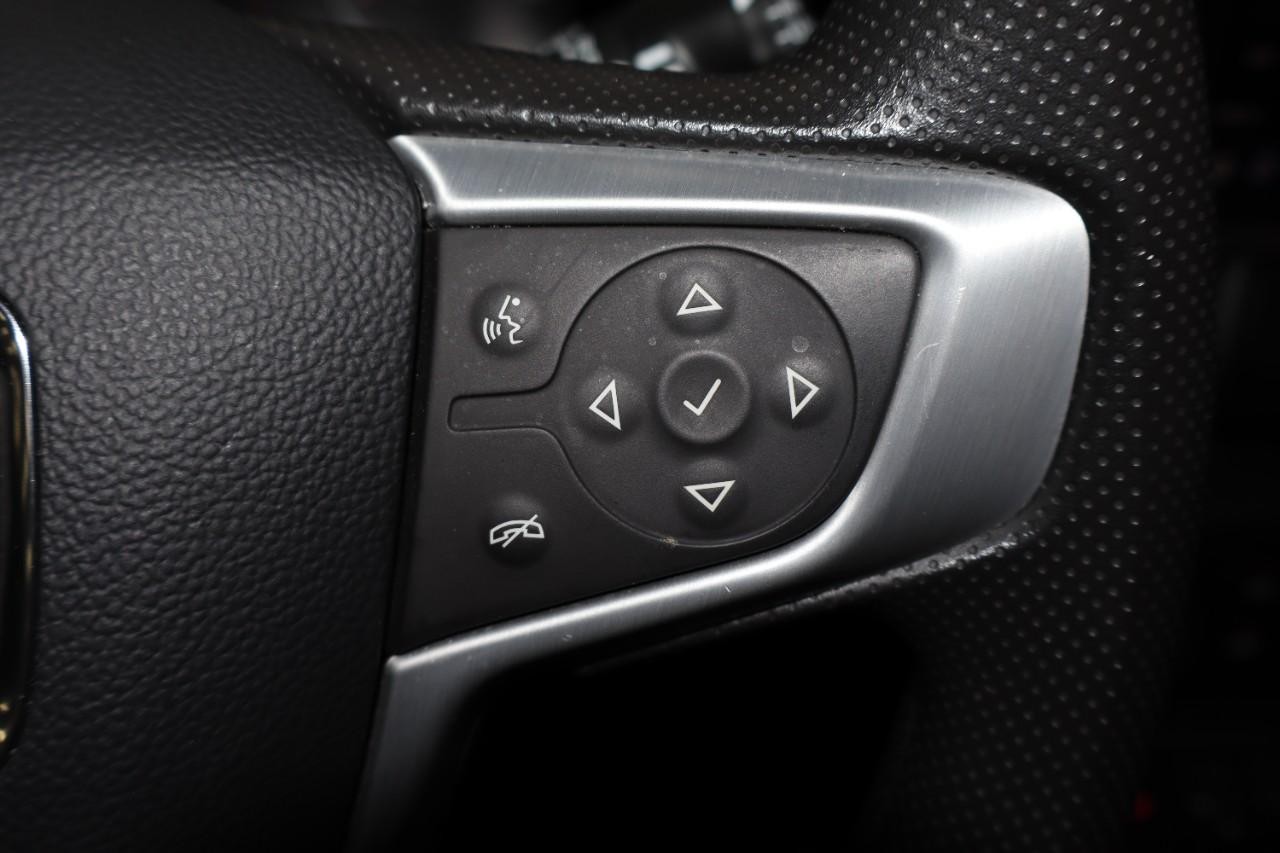 GMC Terrain Vehicle Full-screen Gallery Image 15