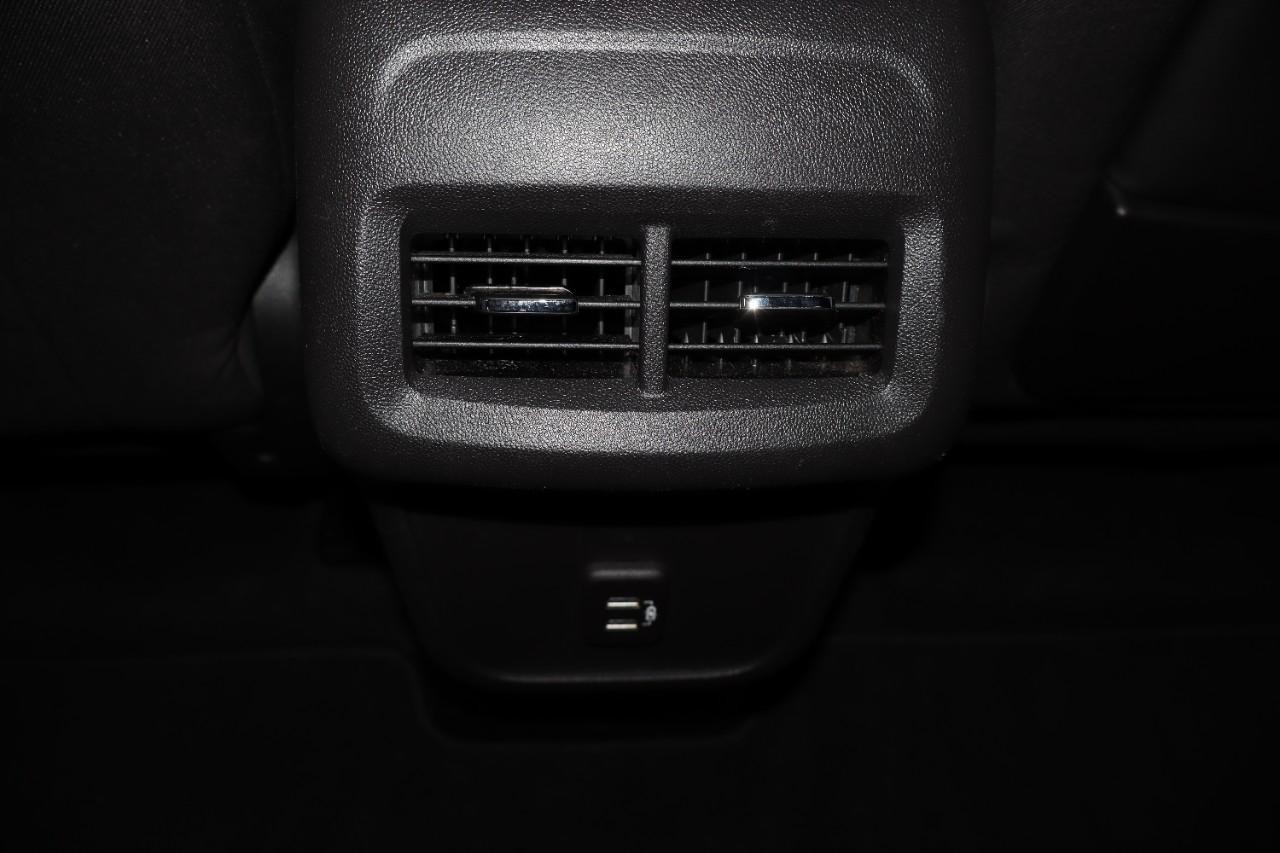 GMC Terrain Vehicle Full-screen Gallery Image 24