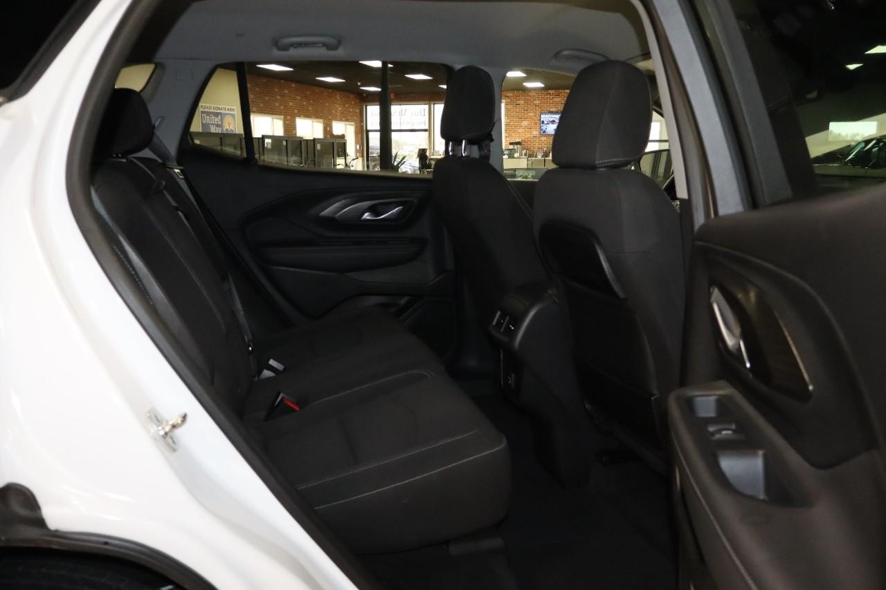 GMC Terrain Vehicle Full-screen Gallery Image 26