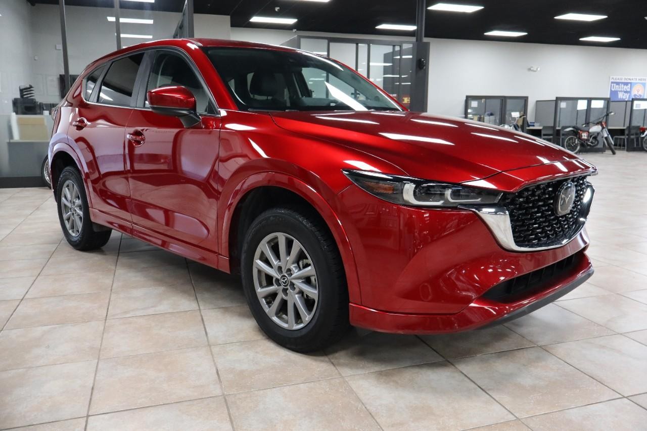Mazda CX-5 Vehicle Full-screen Gallery Image 8
