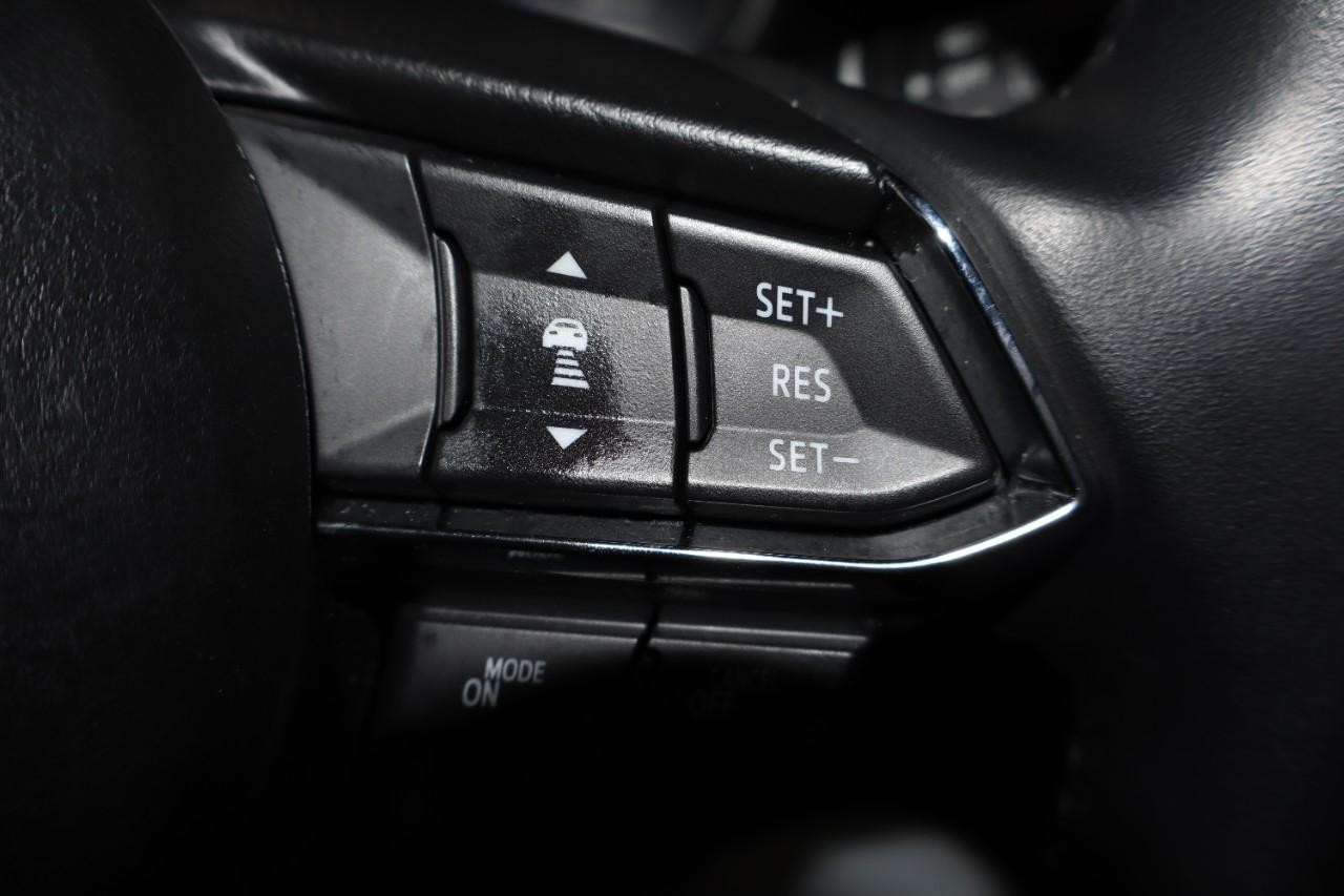 Mazda CX-5 Vehicle Full-screen Gallery Image 16