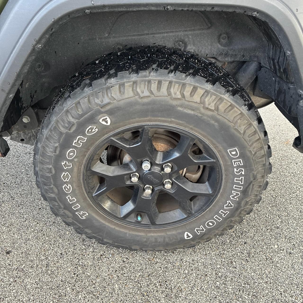 Jeep Wrangler Vehicle Full-screen Gallery Image 23