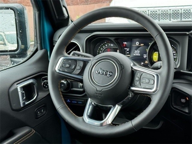 Jeep Wrangler 4xe Vehicle Image 19