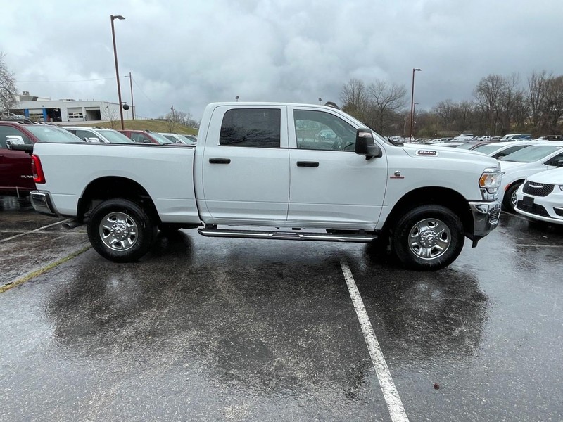 Ram 2500 Vehicle Image 02