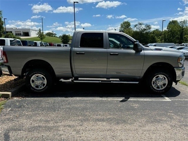 Ram 2500 Vehicle Image 02