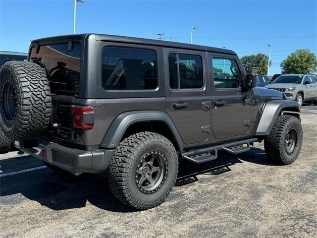 Jeep Wrangler Vehicle Image 03