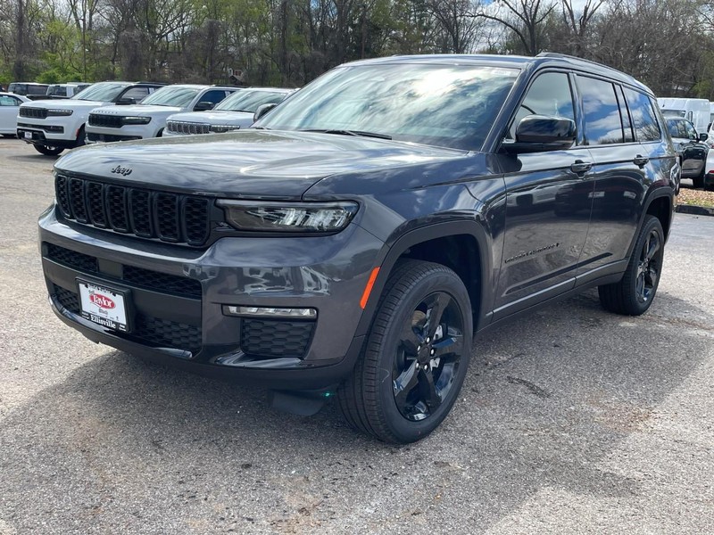 Jeep Grand Cherokee L Vehicle Image 08