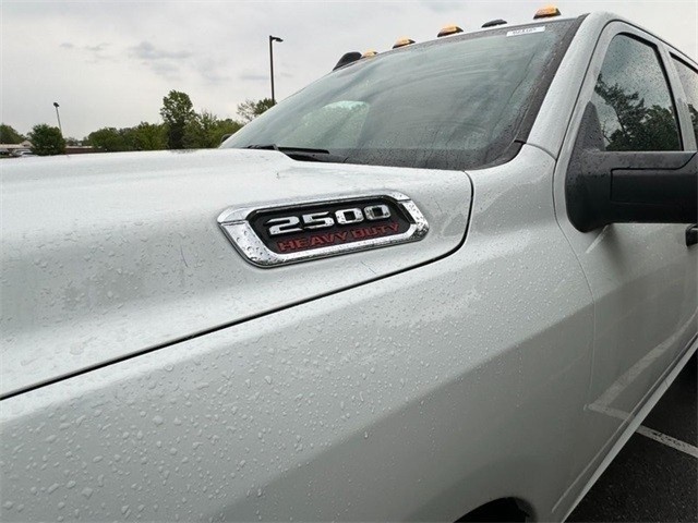 Ram 2500 Vehicle Image 11