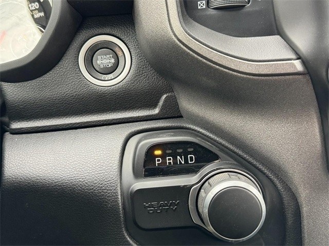 Ram 2500 Vehicle Image 24