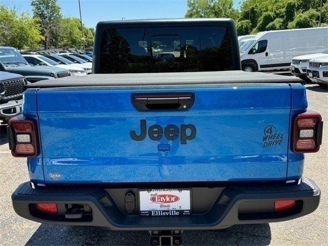 Jeep Gladiator Vehicle Image 15