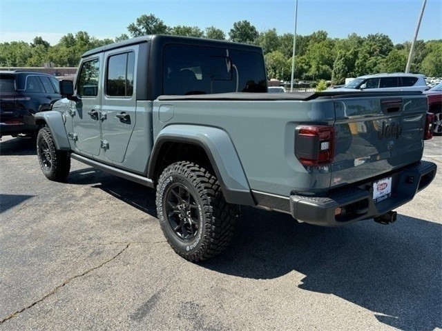 Jeep Gladiator Vehicle Image 04