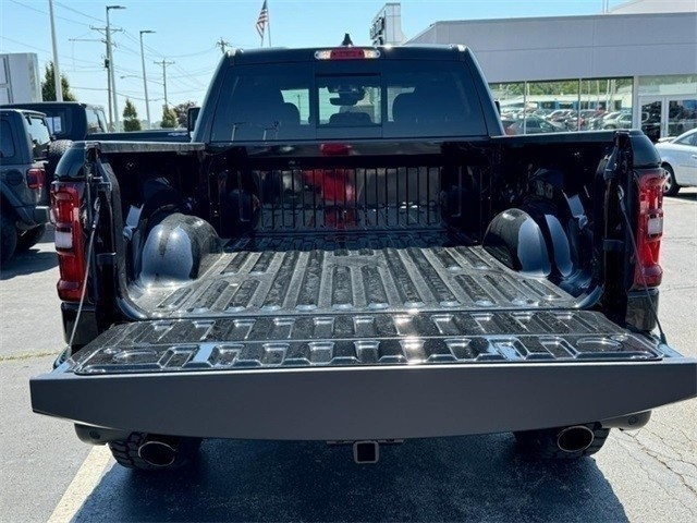 Ram 1500 Vehicle Image 13