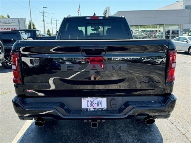 Ram 1500 Vehicle Image 14