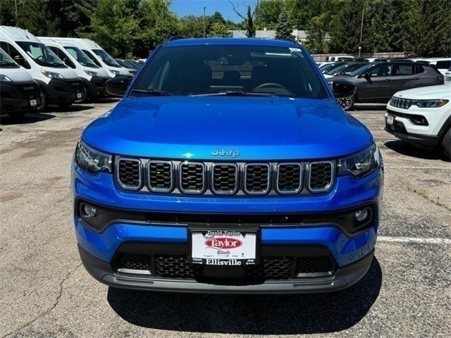 Jeep Compass Vehicle Image 09