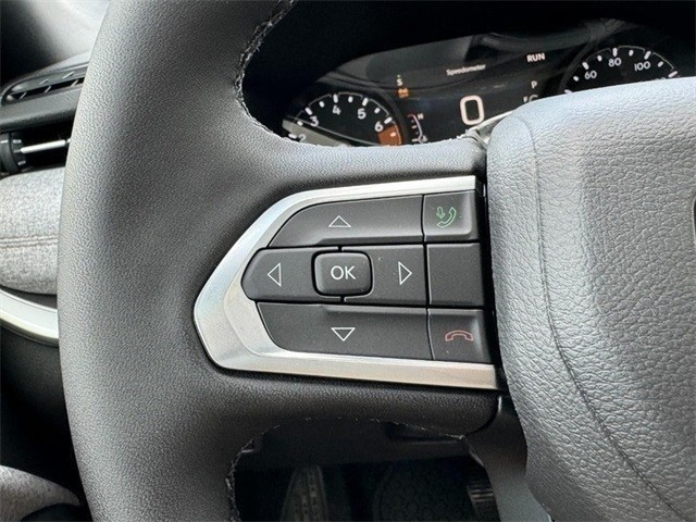 Jeep Compass Vehicle Image 26