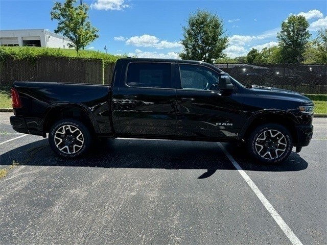 Ram 1500 Vehicle Image 02