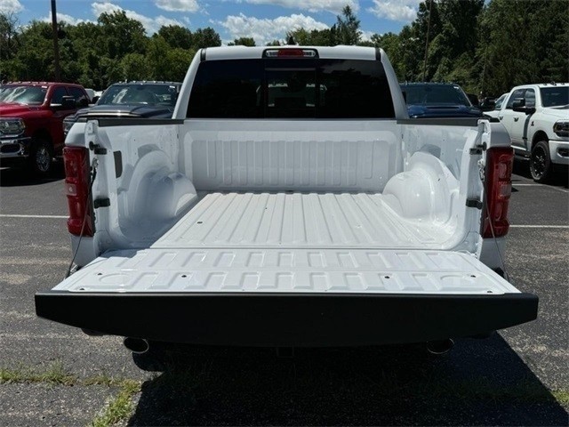 Ram 1500 Vehicle Image 15