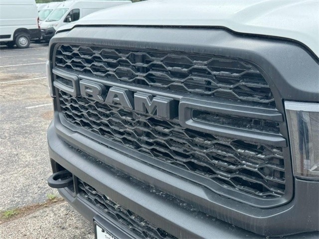 Ram 4500 Chassis Cab Vehicle Image 11