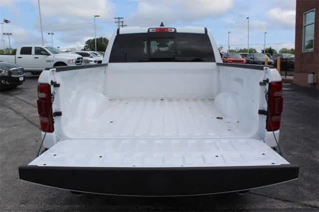 Ram 1500 Vehicle Image 13