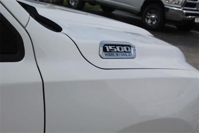 Ram 1500 Vehicle Image 16