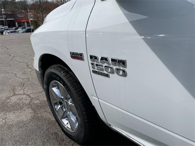 Ram 1500 Classic Vehicle Image 14