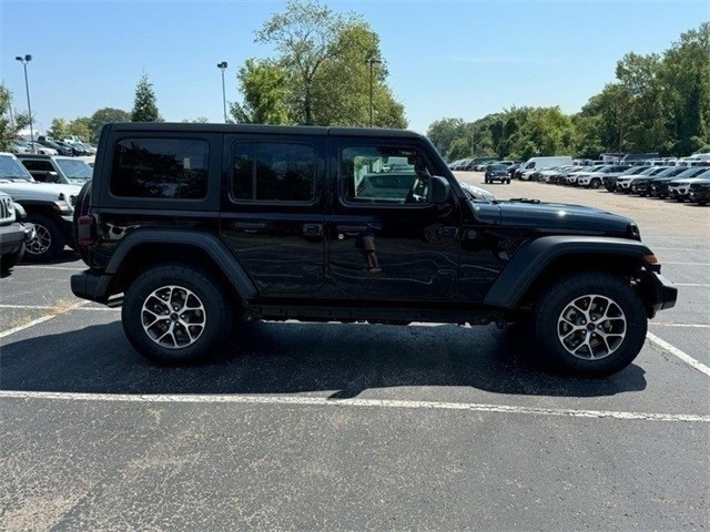 Jeep Wrangler Vehicle Image 02