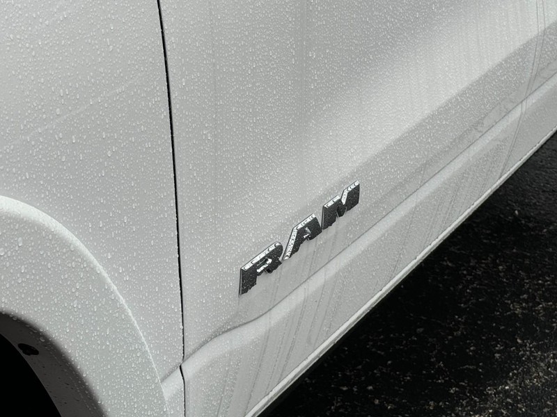 Ram 1500 Vehicle Image 12