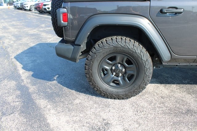 Jeep Wrangler Vehicle Image 33