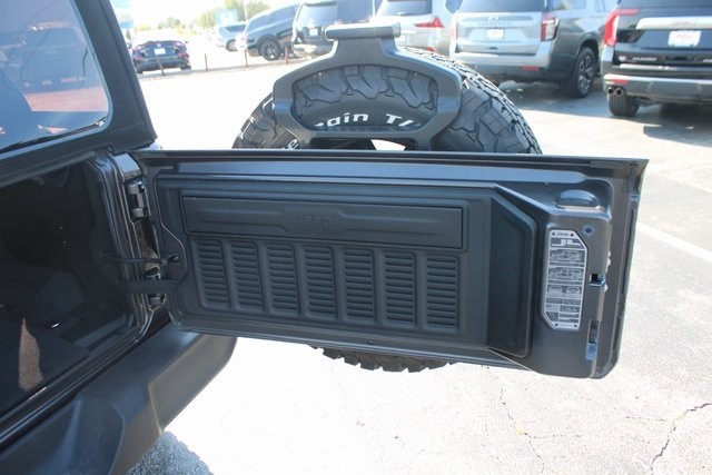 Jeep Wrangler Vehicle Image 35