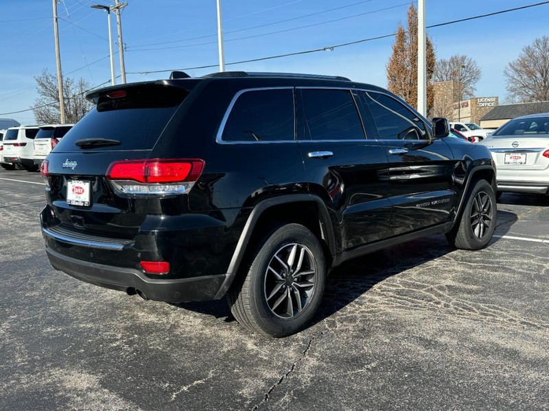 Jeep Grand Cherokee Vehicle Image 03