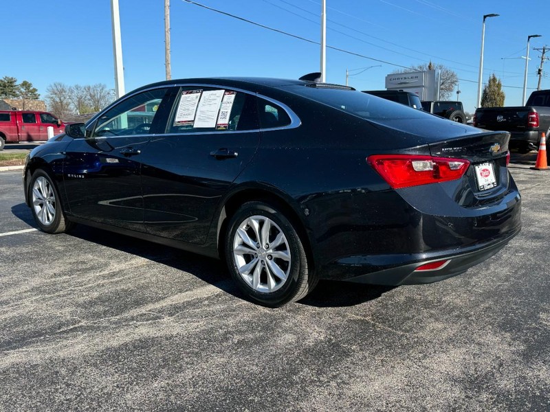 Chevrolet Malibu Vehicle Image 04