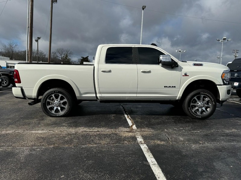 Ram 3500 Vehicle Image 02