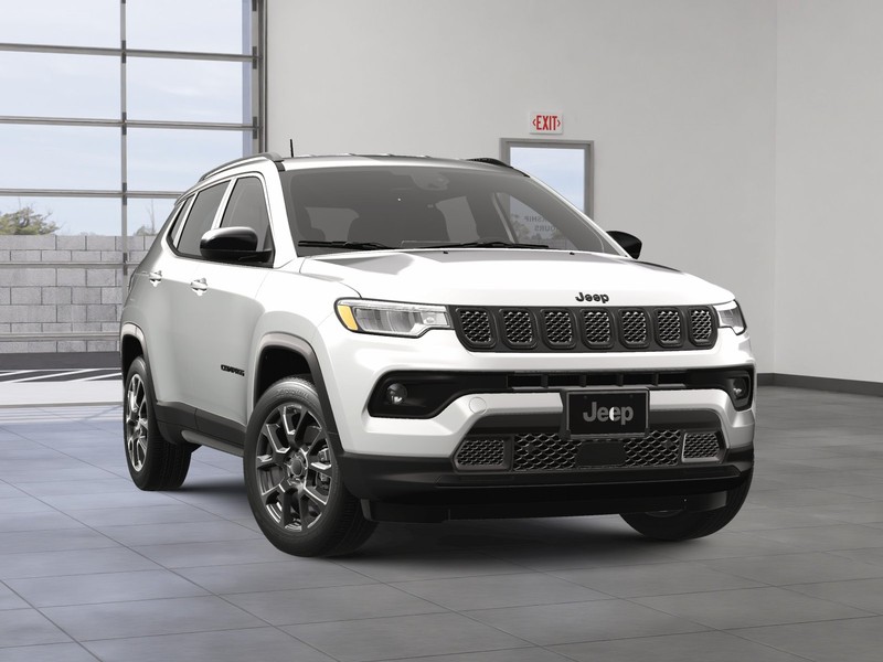 Jeep Compass Vehicle Image 11